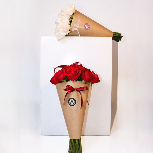 Cono Elisa de 21 rosas